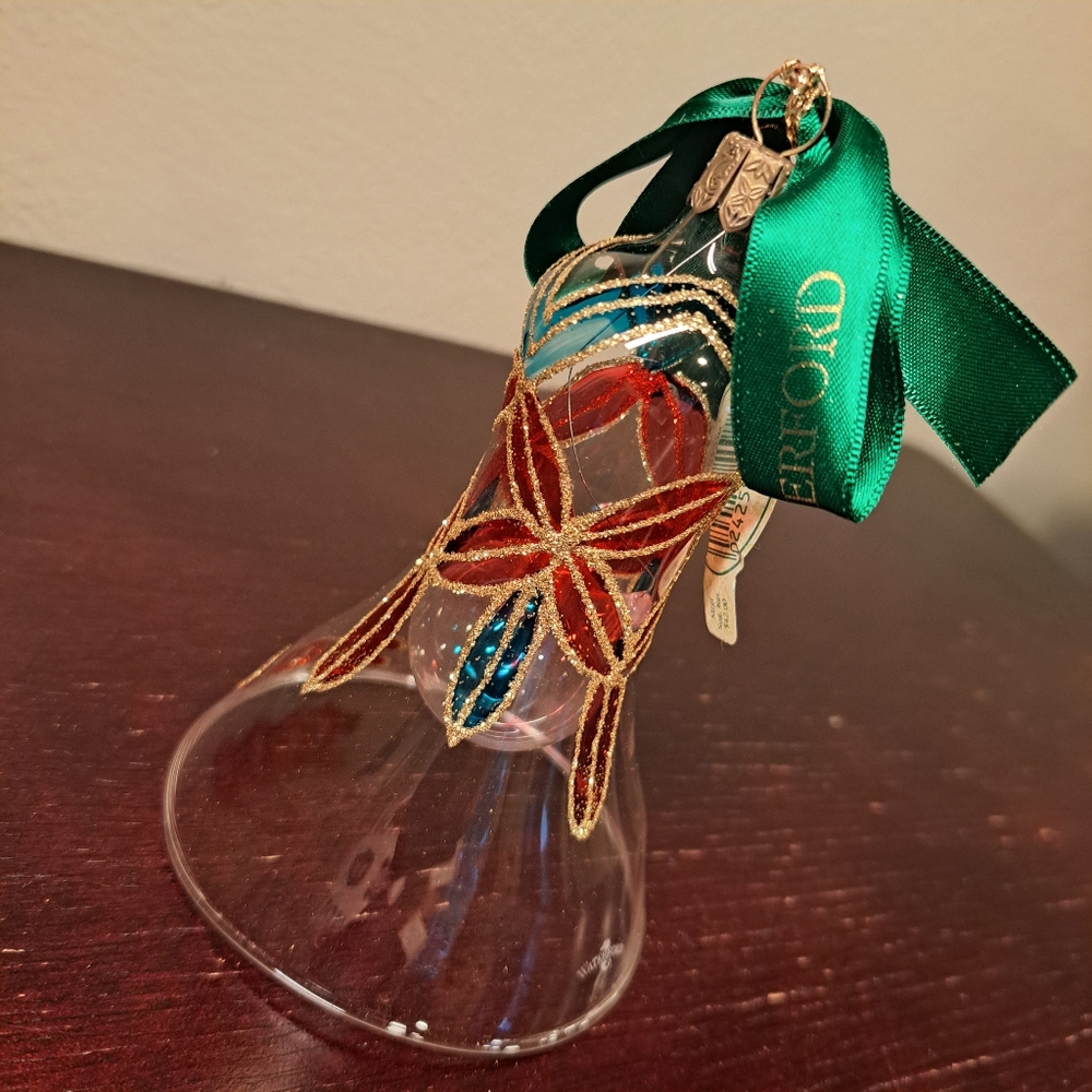 Waterford Holiday Heirlooms Lismore Bell 2000 Christmas Ornament - Picture 6 of 11